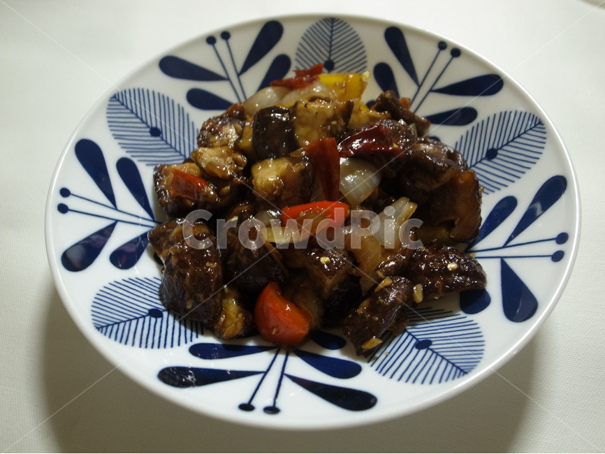가지,가지요리,가지탕수,볶음요리,중화풍,탕수요리,음식,요리,중화요리,탕수육,탕수야채,안주,양파,파프리카,홍고추,간장베이스,가지튀김,가지볶음,누끼,음식누끼,eggplant,음식,식재료,요리,food,cook,meal,dishes,food reserves,채소,야채,vegetables,중식,중국음식,중화요리,chinese food,chinese dishes,chinese meal,chinese cook