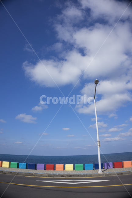 제주도,디딤돌,알록달록,바닷가,가드레일,징검다리,제주도,jeju,jeju island,nature,자연,outdoors,옥외,water,물,ocean,대양,sea,바다,shoreline,해안선