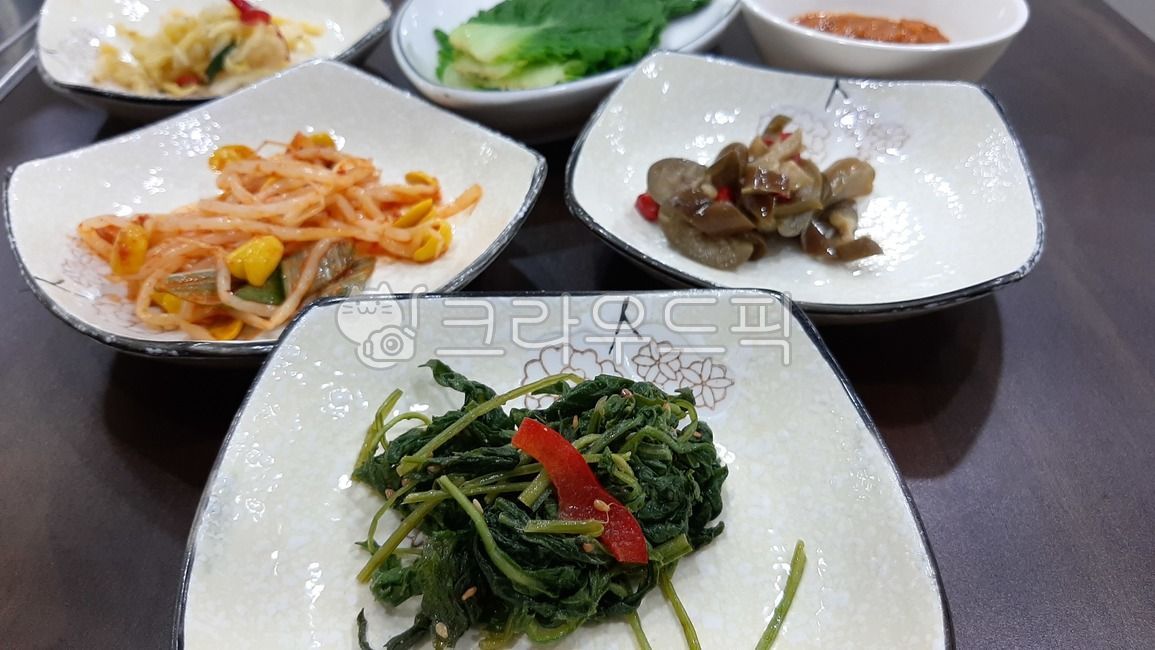 밑반찬,반찬,나물반찬,콩나물무침,가지무침