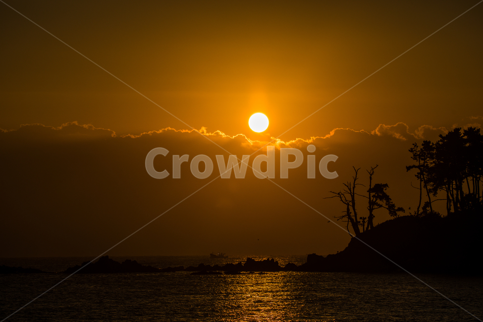 일출,여명,일출풍경,명선도일출,명선도,자연,풍경,nature,landscape,한국자연풍경,한국자연경관,korea nature landscape,실루엣,그림자,silhouette,shadow,flare,플레어,light,빛,sunlight,햇빛,outdoors,옥외