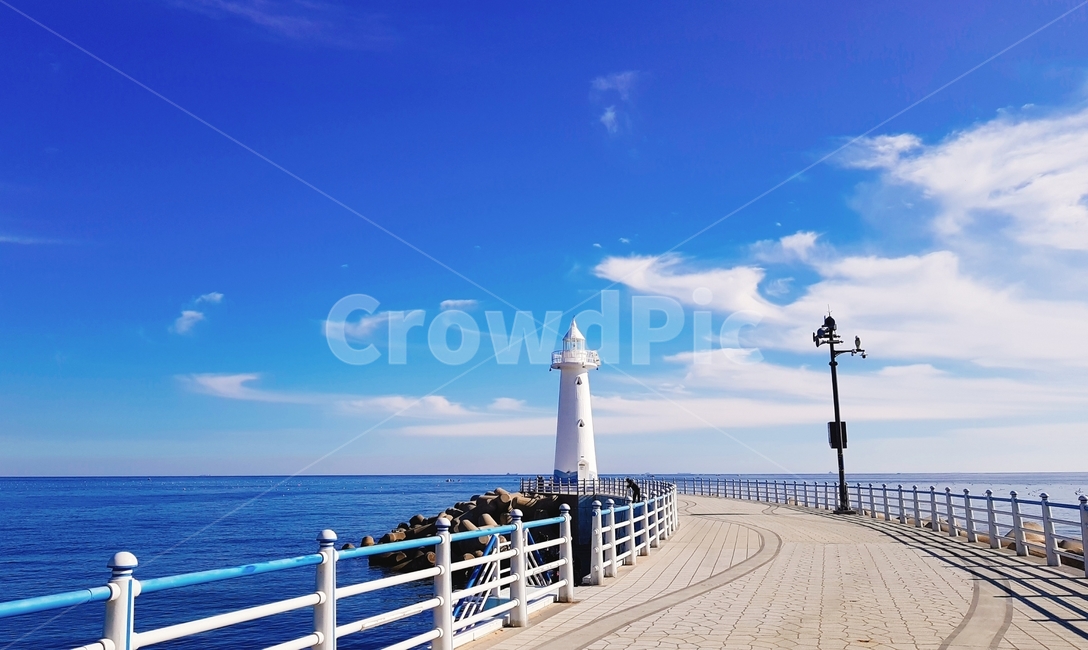 등대,바다,부산,하늘,파란,청사포,푸른하늘,푸른바다,등대,lighthouse,water,물,railing,난간
