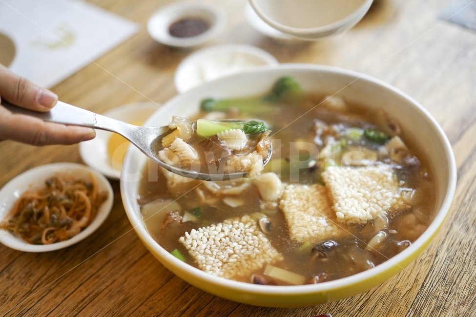 스푼,누룽지탕,누룽지,중화요리,중식,식사,푸드,먹방,요리,탕,한스푼,음식,식재료,요리,food,cook,meal,dishes,food reserves,중식,중국음식,중화요리,chinese food,chinese dishes,chinese meal,chinese cook