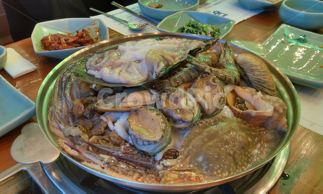 해신탕,보양식,제주,한국음식,외식,식재료,낙지,전복,꽃게,소라,조개,새우,미더덕,수산물,저녁식사,jeju,koreanfood,koreanmeal,koreancook,koreandishes,eatout,food,cook,meal,dishes,foodreserves,fisheryproducts,seafood,dinner,smalloctopus,shrimp,clam,conch,crab