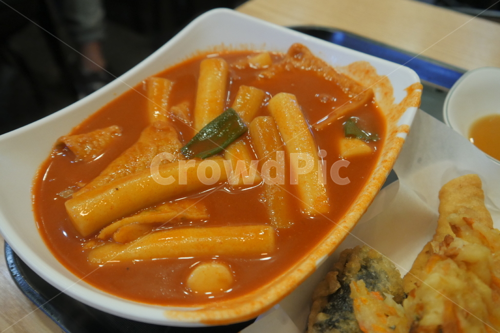 한국,한식,떡볶이,음식,매콤,매운,빨간,빨강,떡,옛날,전통,음식,식재료,요리,food,cook,meal,dishes,food reserves,한식,한국음식,한국요리,korean food,korean dishes,korean meal,korean cook,디저트,간식,후식,dessert,snack