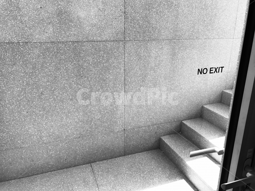 흑백,계단,회색,유리문,EXIT,흑백,모노톤,monochrome,black and white