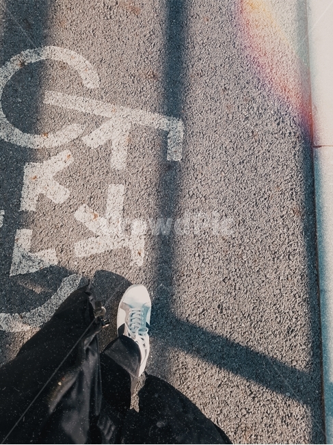 도로,필름카메라,신발,road,walk,sneakers,자전거