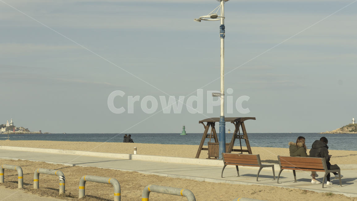 해안,연안,해안가,해안선,바다,사람,하늘,구름,자연,sea,nature,sky,의자,쉼터,속초,속초해수욕장
