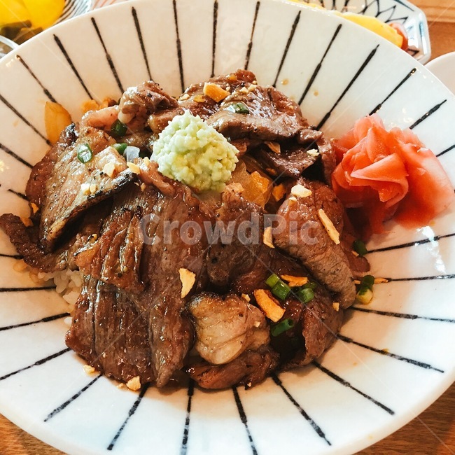 덮밥,외식,고기,와사비,요리,일식