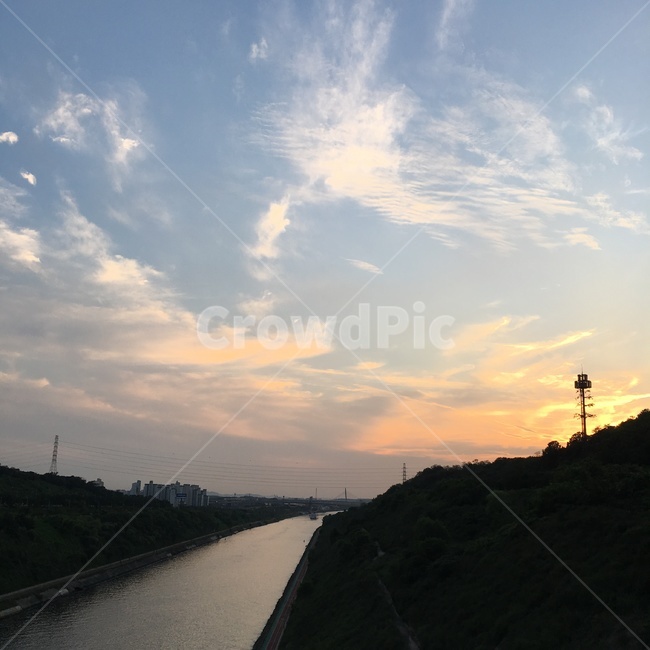 강,하늘,구름,노을,자연,landscape,river,sky,colud,sunset,nature,outdoors,자연,풍경,nature,landscape,road,도로,옥외