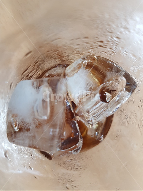 얼음,아메리카노,쉬원해,ice,컵,유리컵,커피,카페,coffee,cafe