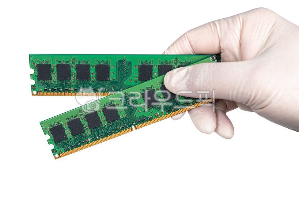 Nukki,semiconductor,Memory,part,concept,industry,computer accessories,Engineering,computer,science Technology,information and communication,semiconductor chip,hardware,finger,digital,close up,chip,business,motherboard,equipment,cpu,Circuit,electricity,eng