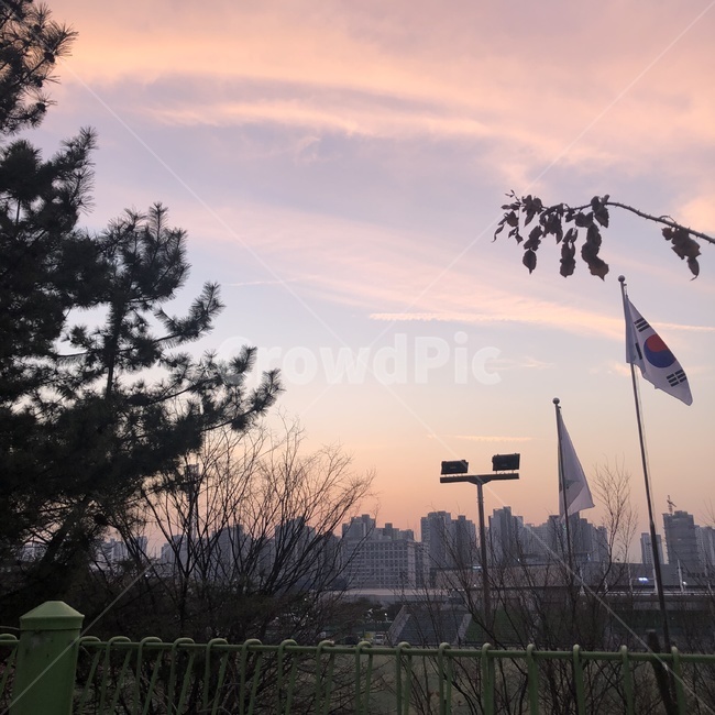 sunset,night,Taegeukgi,Walking path,evening sky