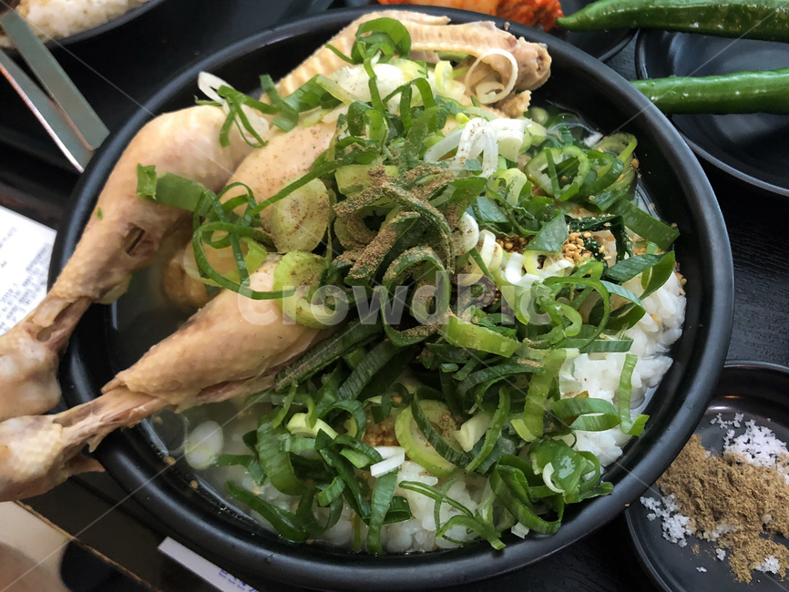 삼계탕,복날,한식,닭요리,몸보신,전통음식,닭,뚝배기,koranfood,초복,중복,말복,음식,식재료,요리,food,cook,meal,dishes,food reserves