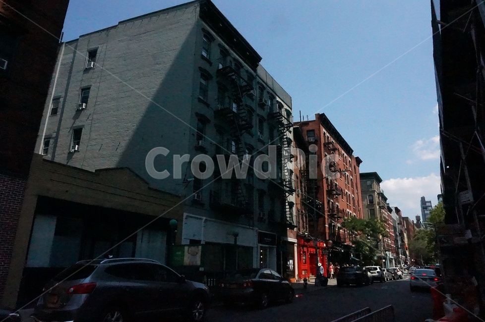 soho,building,newyork,street,nyc,소호,길거리,명소,랜드마크,도시,풍경,city,landscape,해외,외국,세계,foreign,oversea,world,세계도시풍경,해외도시풍경,외국도시풍경,world cityscape,asphalt,아스팔트,road,도로,car,차,automobile,자동차,vehicle,차량,transportation,교통,intersection,교차로
