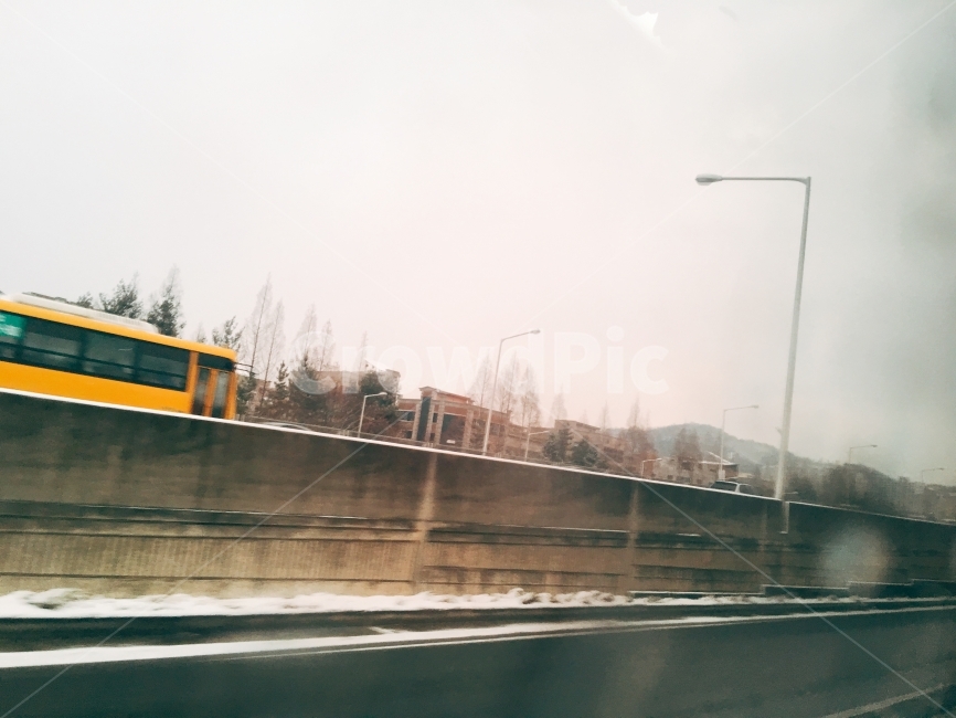 버스,차도,유리창,눈,겨울,도로,광주도로,감성,sensible,feeling,교통,교통수단,traffic,transportation