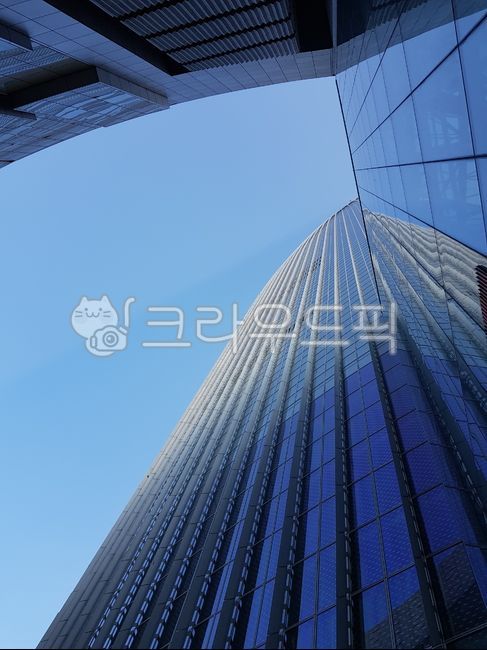 Company,shopping mall,rent,building,professional,society,Seoul,construction,office building,architecture,tower,highrise building,business,officebuilding,work,investment,downtown,economy,officetel,sale,management,job,finance,commercial district