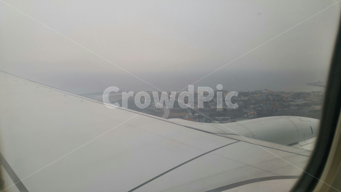 nature,자연,vehicle,차량,항공기,aircraft,비행기,airplane,transportation,교통,outdoors,경치,landscape,옥외,제주,제주도,하늘,비