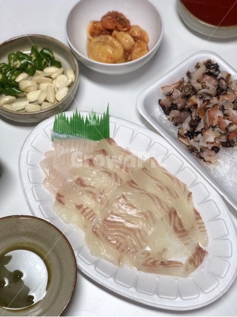 회,포장회,회포장,광어회,뿔소라회,멍게,음식,식재료,요리,food,cook,meal,dishes,food reserves