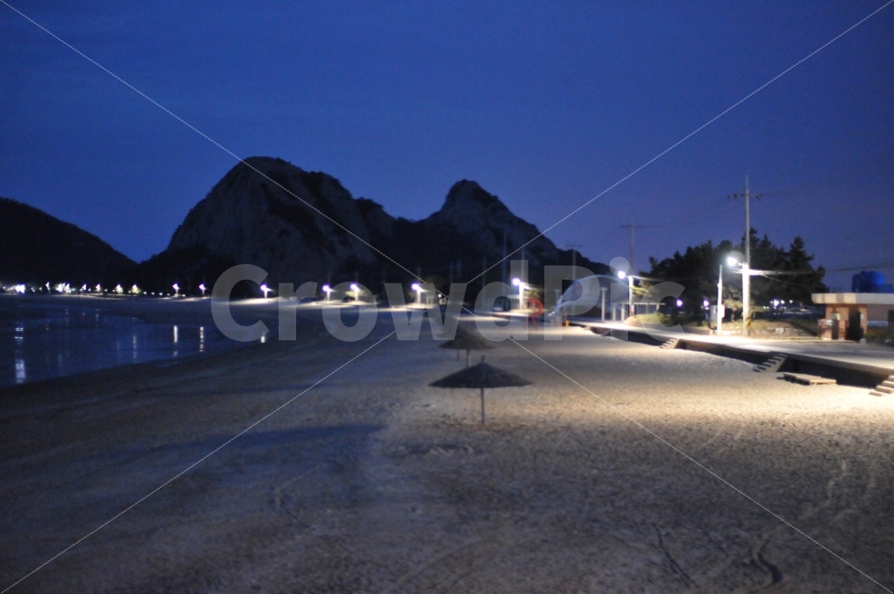 밤,바다,밤바다,빛,해변,자연,풍경,nature,landscape,해변,바다,beach,sea,야경,밤,nightscape,night,outdoors,옥외