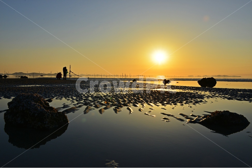 promontory,곶,light,빛,flare,플레어,outdoors,옥외,sunlight,햇빛,nature,자연,dusk,황혼,sky,하늘,sunset,일몰,redsky,붉은하늘,영광,백수,백수해안,백수해안일몰,모래톱