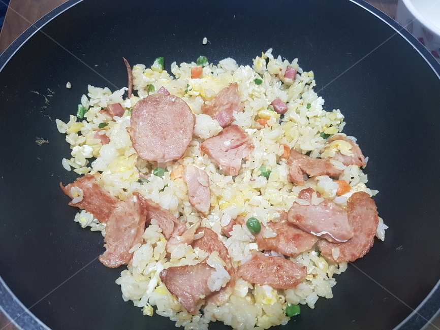 볶음밥,맛있는,웤,집밥,햄볶음밥,음식,식재료,요리,food,cook,meal,dishes,food reserves