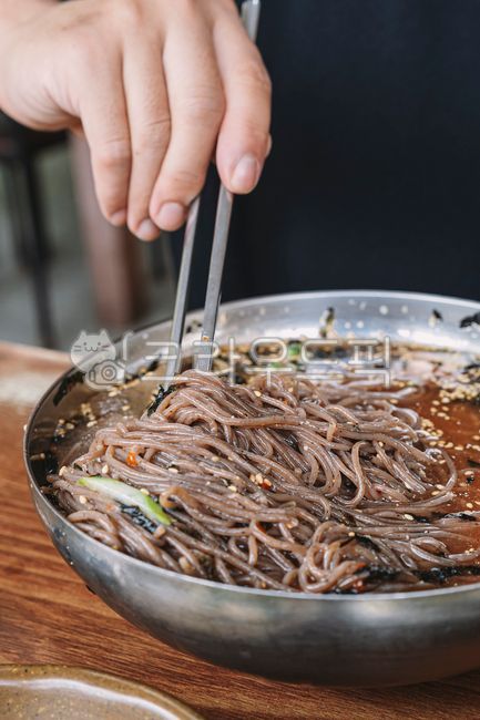 koreanmeal,noodle,summer,summer food,Buckwheat Makguksu,Buckwheat food,Korean food,ingredients,cooking,koreanfood,Water Makguksu,noodles,Korean cuisine,cook,Makguksu,restaurant,Korean,dishes,food,meal,koreancook,koreandishes,buckwheat,foodreserves,Buckwhe