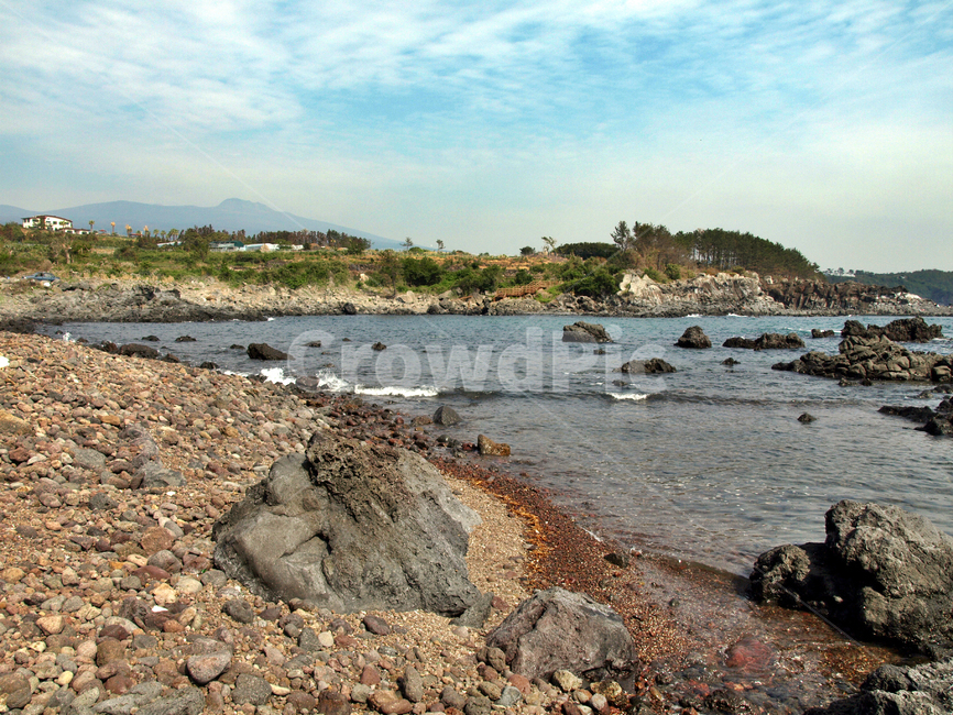 올레8코스,올레길,제주,서귀포,바다,화산석,자연,풍경,nature,landscape,제주도,jeju,jeju island,road,도로,gravel,자갈,dirt road,흙길,ground,바닥,promontory,곶,rubble,파편