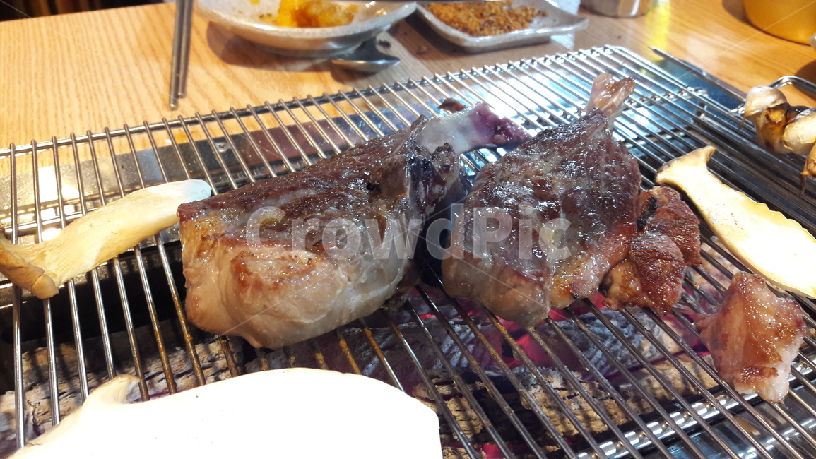 양갈비,양고기,불판,버섯,구이