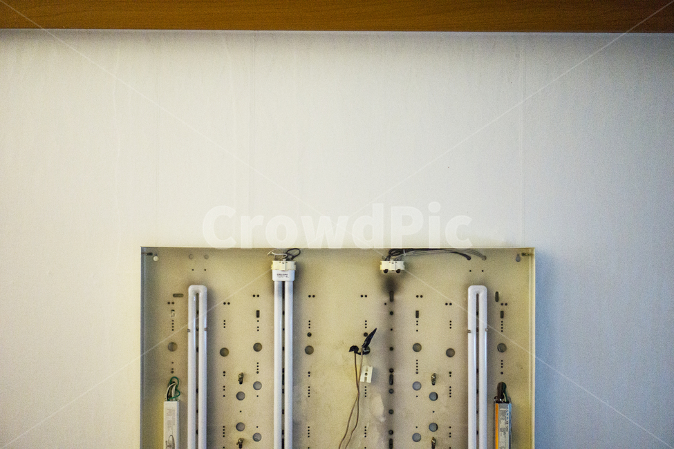 천장,백열등,벽지,조명,전선,실내,ceiling,light,electronicline