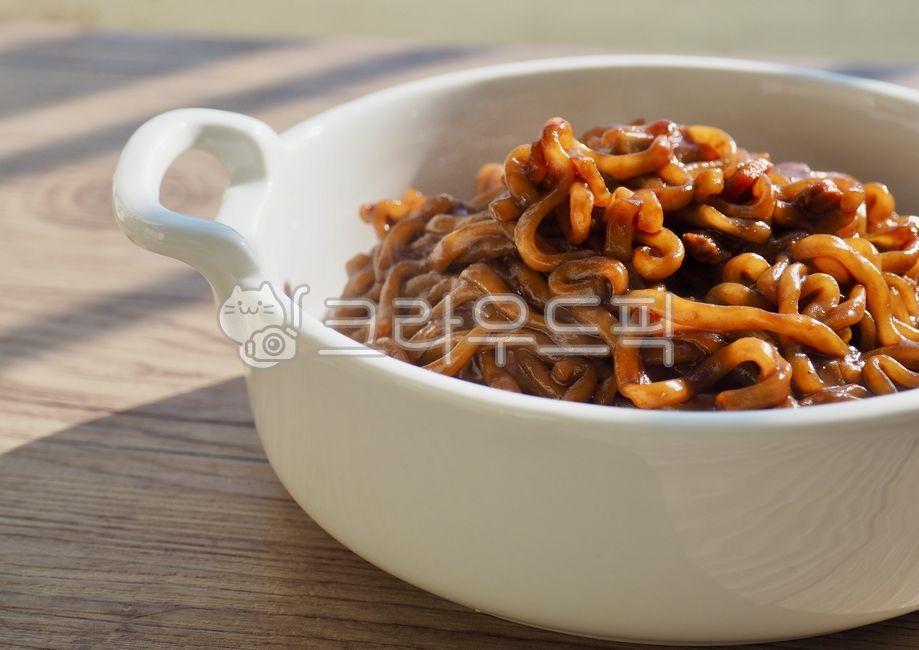 짜장면,짜장라면,라면,인스턴트식품,국수,음식,간편요리,간편식,요리,식사,소스,jajangmyeon,jajangramen,ramen,instantfood,noodle,food,simplecooking,conveniencefood,dish,meal,sauce,음식,식재료,요리,food,cook,meal,dishes,food reserves,면류,면요리,noodles