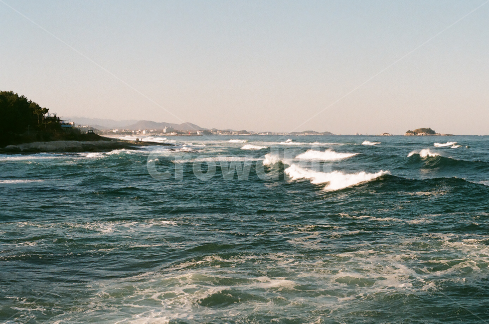 강원도,속초,바다,겨울바다,파도,풍경,자연,wave,nature,landscape,beach,해변,모험,adventure,동해,감성,감성사진,빈티지,아날로그,필름,필름사진,필름카메라,film,filmcamera,sensible,feeling