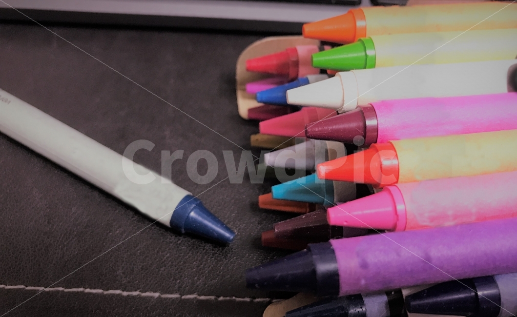 크레용,그림,미술,그리다,여러색상,colorful,crayon,drawing,art,예술,art,사물,물건,오브젝트,thing,object,matter