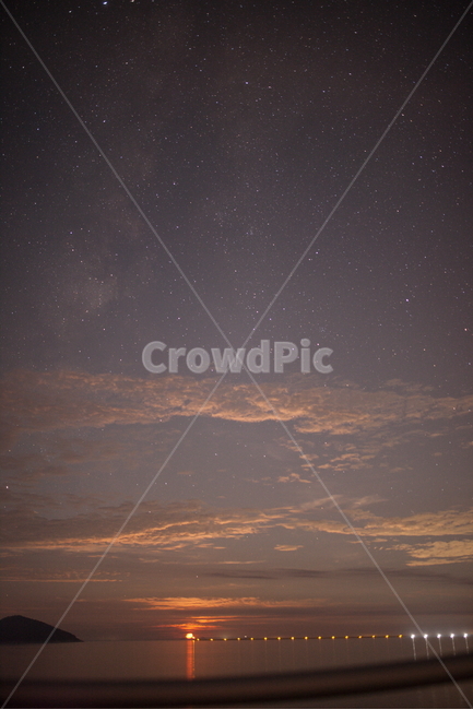 달,하늘,밤,밤하늘,월몰,moonset,nightview,stars,별,moon,sky,야경,밤,풍경,nightscape,night,landscape,nature,자연,outdoors,옥외