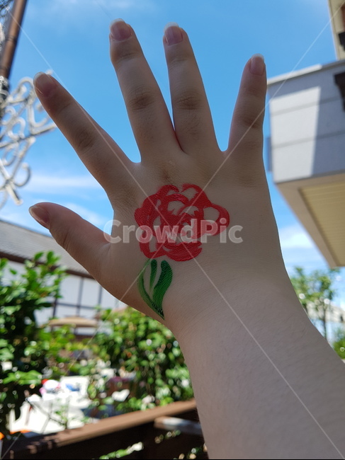 페이스페인팅,핸드페인팅,손,장미,그림