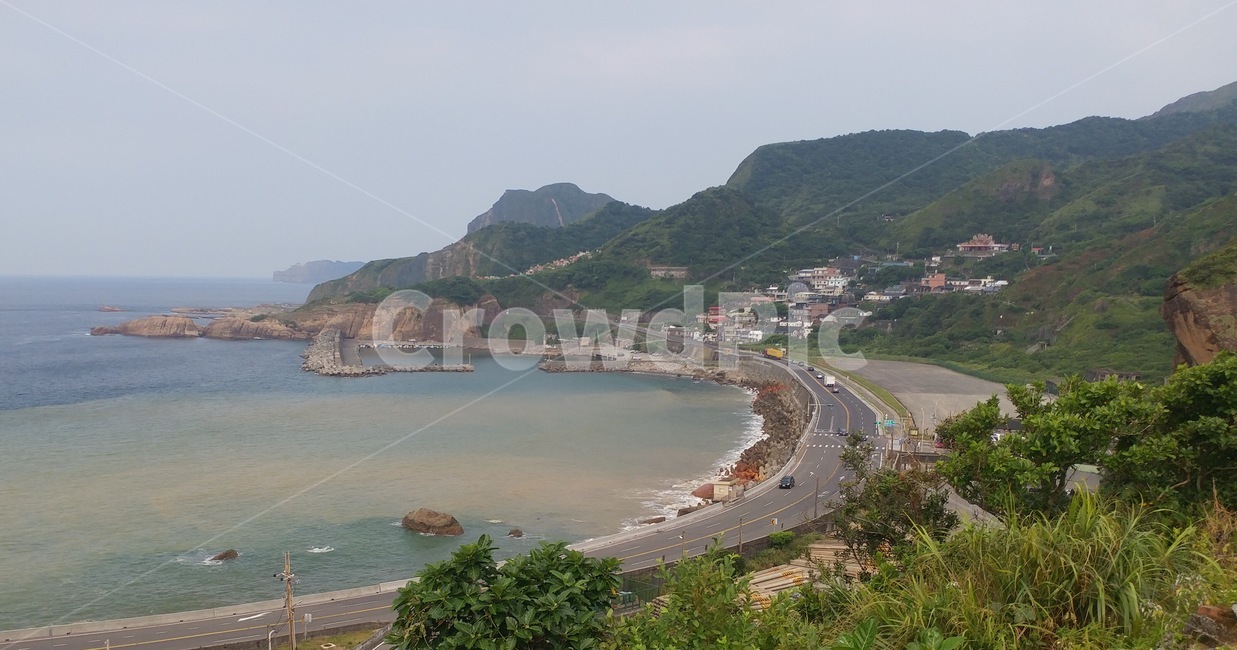 바다,산,풀,배산임수,암석