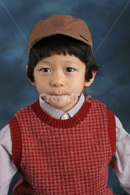 얼굴표정,남자아이,어린아이,미소,웃음,응시,관심,스마일,얼굴,사람,인물,인간,어린이,감정표현,수줍음,기분,kid,smile,human,boy,person,facial,expression,child,children,feeling,face,emotion,사람,인물,인간,human,person,얼굴표정,facial expression,face,어린이,어린아이,child,children,kid,감정표현,기분,feeling,emotion