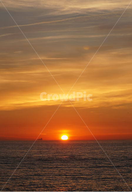 노을,해,바다,하늘,해질녘,풍경,sunset,sky,배경,감성,분위기,붉은빛,sun,sea,ocean,한해,지평선