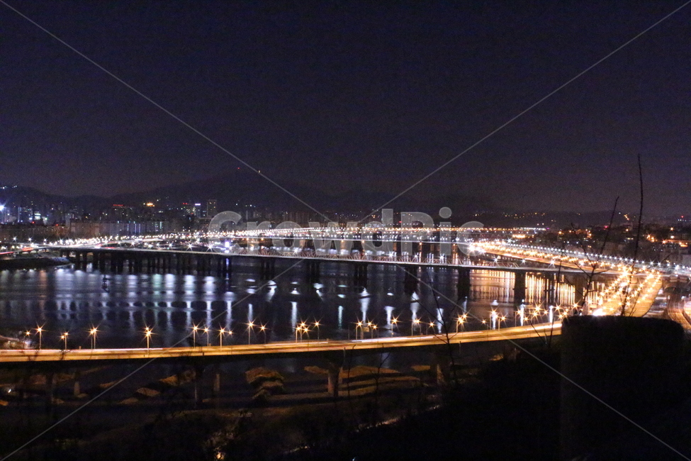 night view,Seoul night view,night view of the road,city night view