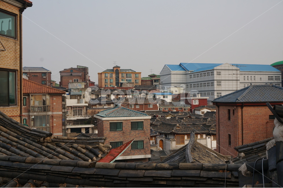 한옥,기와,지붕,북촌한옥마을,전통,그리움,도시,풍경,citylandscape,한국전통,한국문화,koreantraditional,koreanculture,도시,풍경,city,landscape,한국도시풍경,한국도시경관,korea cityscape,roof,tile roof,기와 지붕