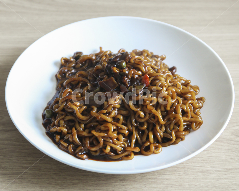 짜장라면,라면,짜장,짜장면,자장면,짜파게티,요리,한국음식,한국요리,음식,food,koreanmeal,koreanfood,인스턴트,인스턴트라면,간식,분식,음식,식재료,요리,food,cook,meal,dishes,food reserves