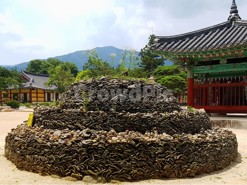 절,사찰,실상사,기와탑,temple,범종각,한국전통,한국문화,korean traditional,korean culture,종교,신앙,religion,belief,faith