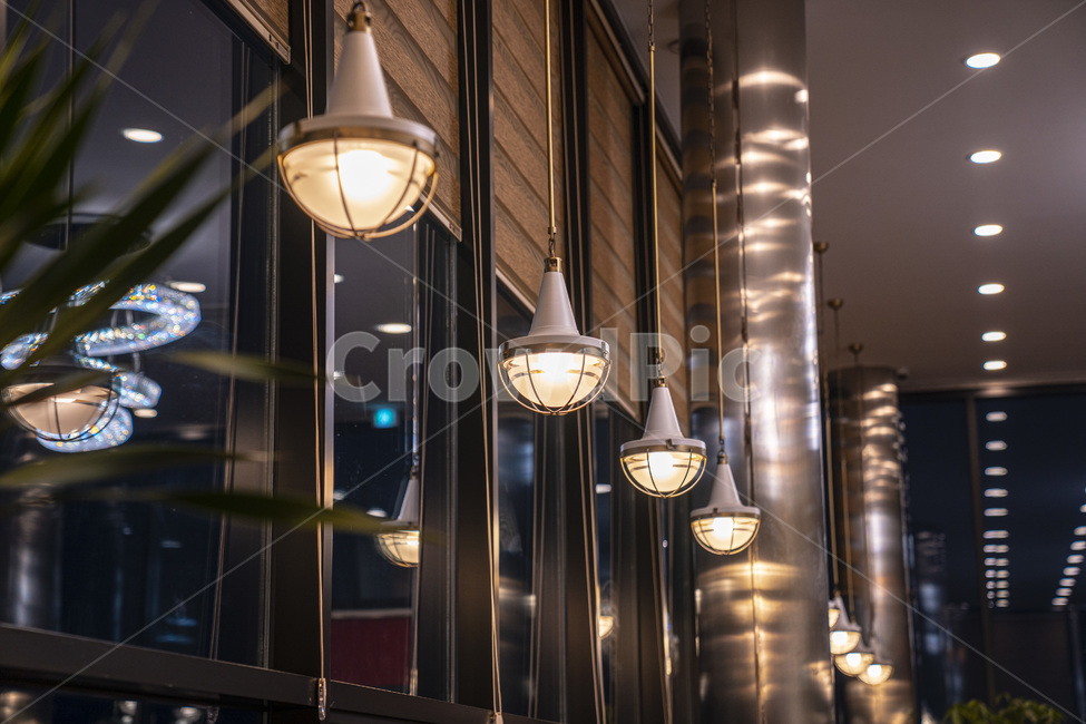 조명,lighting,전등,lightfixture,레트로,모던한,구조적인,전구,bloom,인테리어,interior