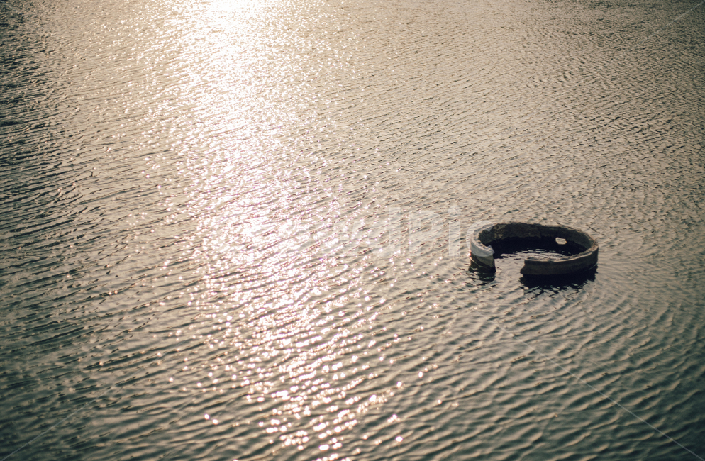 물,물결,감성,호수,빛,자연,water,lake,landscape,자연,풍경,nature,landscape,감성,sensible,feeling,휴식,힐링,rest,relaxation,healing,outdoors,옥외
