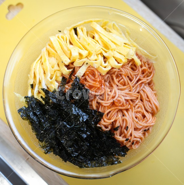 비빔면,수제,삼색,음식,면,김,계란지단,팔도,쫄면,jjolmyeon,면요리,요리,food,egg,drideseaweed,gim,dish