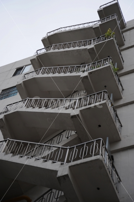 아파트,건물,계단,업그레이드,회색,건축물,건물외관,exterior,building,structure,architecture,construction