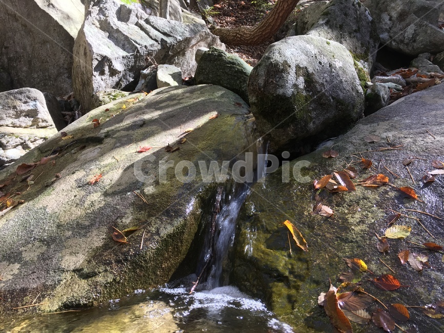 산,단풍,나무,개울,하늘,산정상,자연,풍경,nature,landscape,water,물,outdoors,옥외
