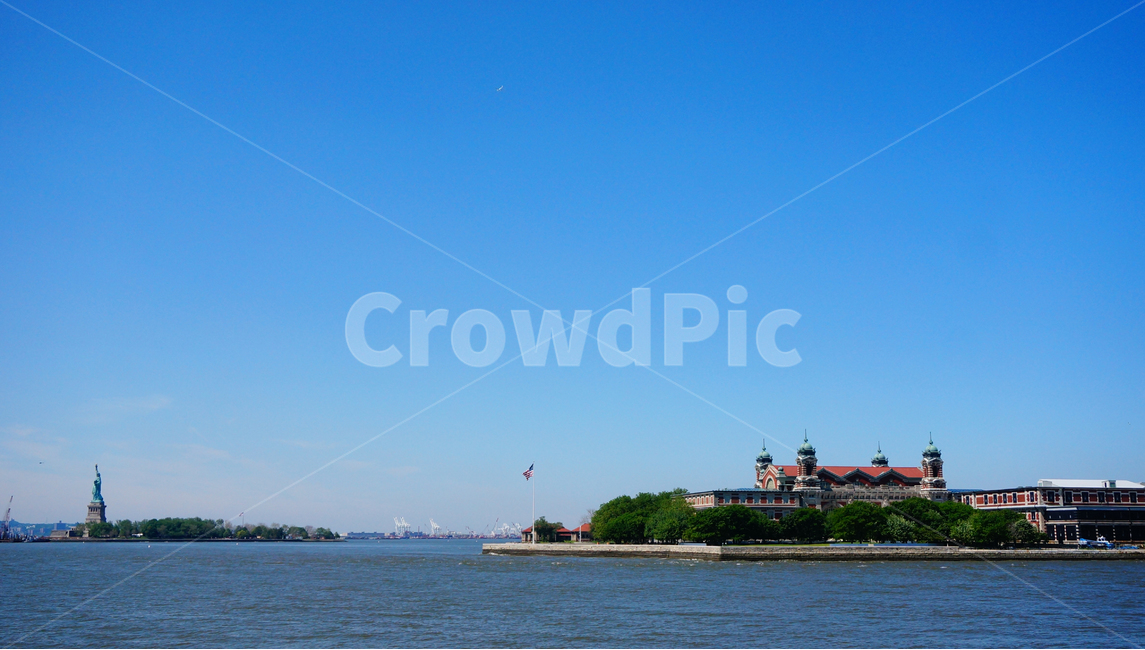 뉴욕,자유의여신상,맨하탄,statueofliberty,조각상,앨리스섬,이민박물관,ellisislandnationalmuseumofimmigration,미국,newyork,랜드마크,외국랜드마크,여신상,뉴욕랜드마크,관광객,관광명소,worldtouristattraction,worldlandmark,관광,관광지,웅장한,허드슨강,하늘,도시,landscape,랜드마크,landmark,tourist attraction,해외,외국,세계,foreign,oversea,world,세계랜드마크,해외랜드마크,외국랜드마크,world landmark,world tourist attraction,land,땅,nature,자연,outdoors,옥외