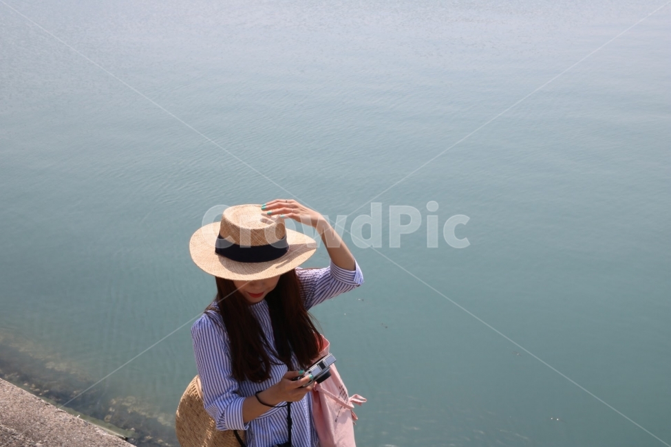 청산도,섬,여행,여자,인물사진,풍경,바다,korea,girl,hat,nature,사람,인물,인간,human,person,여성,여자,woman,female,lady,여행,휴가,traveling,vacation,trip