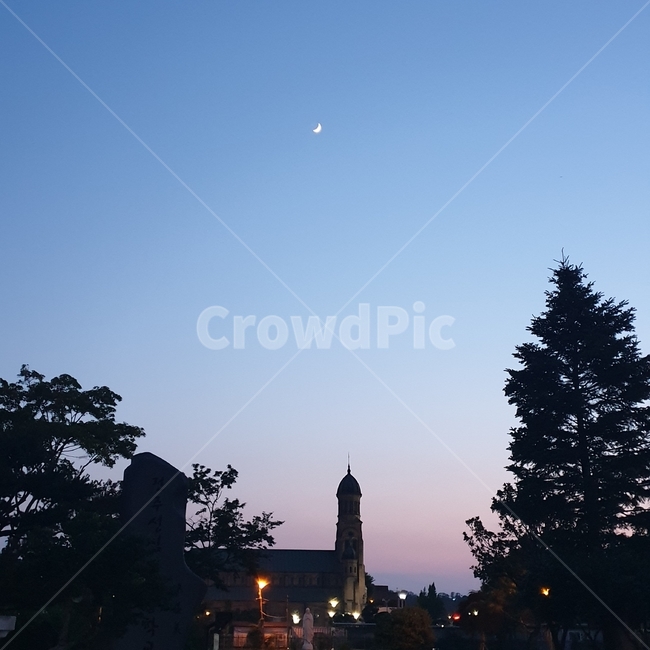 전주,한옥마을,전동성당,달,moon,저녁,초저녁,노을,감성,성당