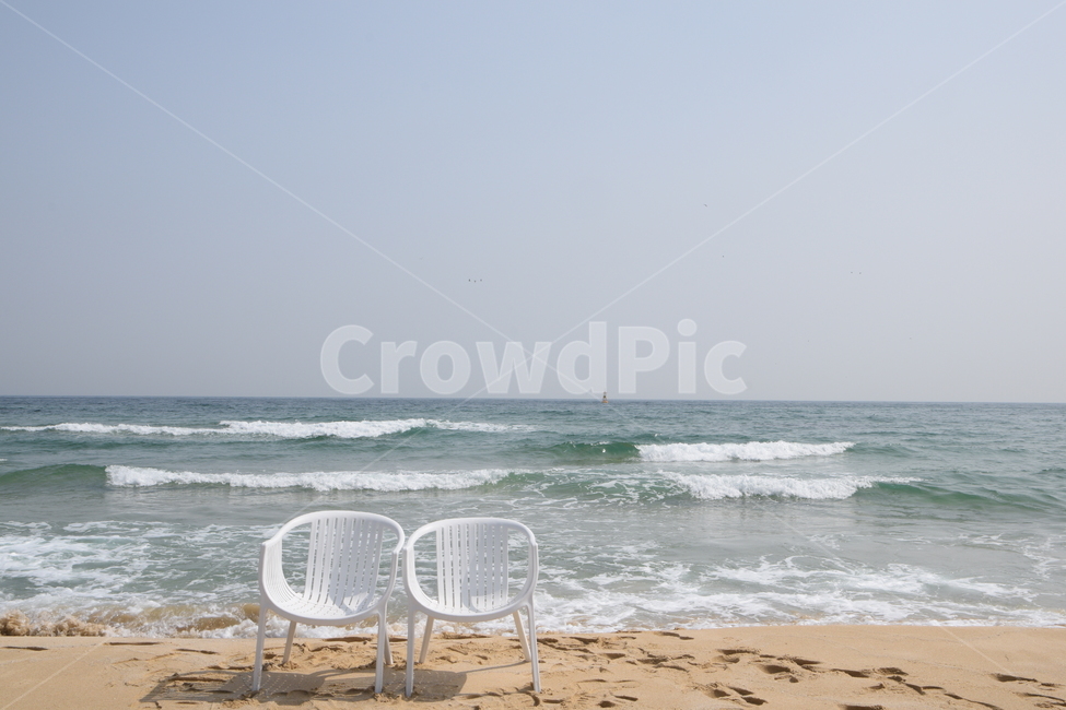 바다,의자,파도,하늘,수평선,해변,sea,chair,wave,sky,horizon,자연,풍경,nature,landscape,해변,바다,beach,sea,outdoors,옥외,ocean,대양,water,물,shoreline,해안선
